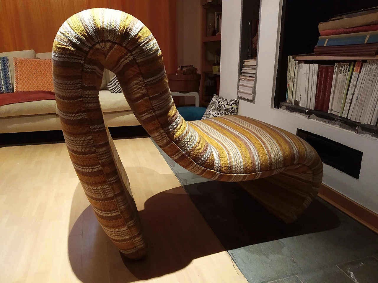 Poltrona Bruco rivestita in tessuto, anni '60 1469260