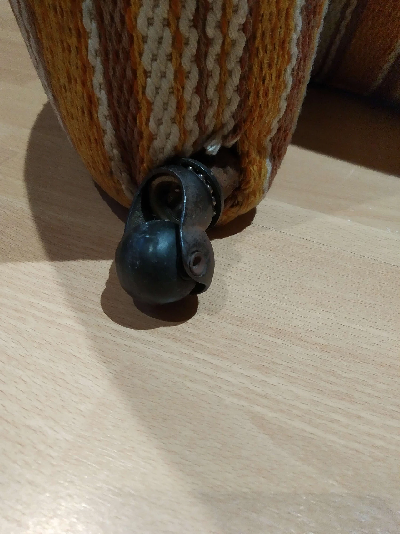 Poltrona Bruco rivestita in tessuto, anni '60 1469289