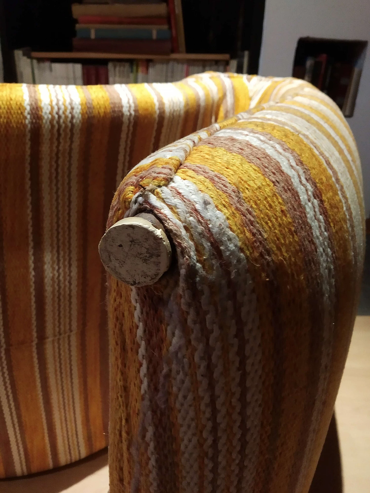 Poltrona Bruco rivestita in tessuto, anni '60 1469293