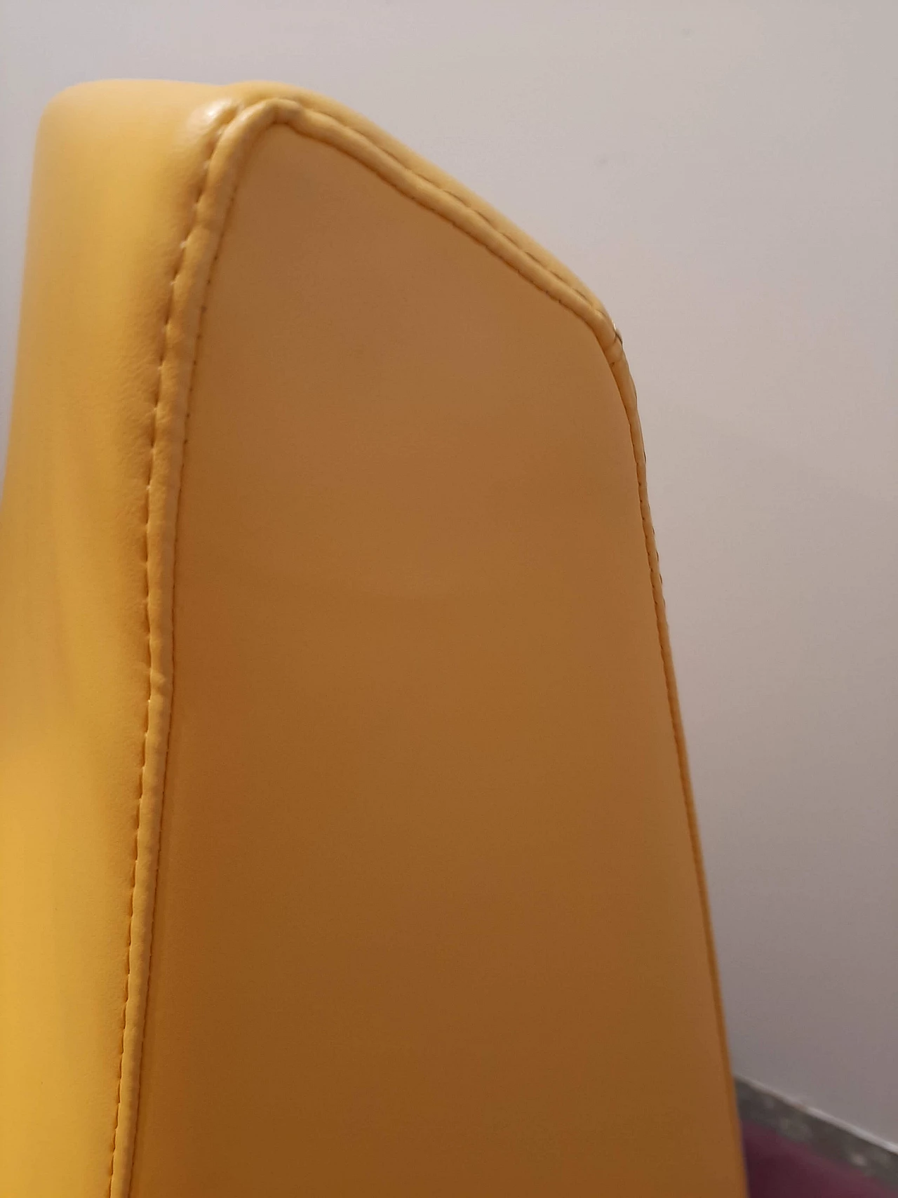 Poltrona Stones in pelle di Fulvio Bulfoni per La Cividina 1469361