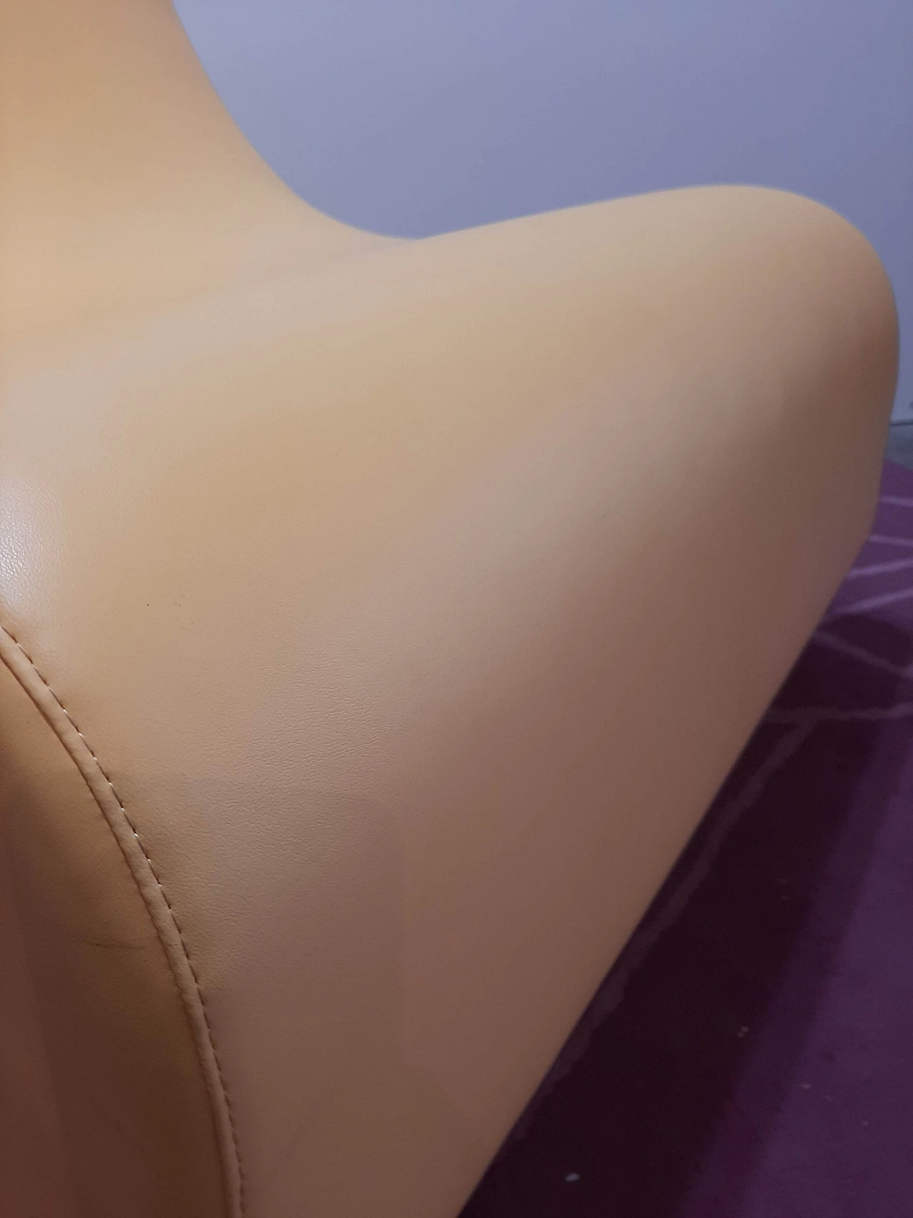 Poltrona Stones in pelle di Fulvio Bulfoni per La Cividina 1469397