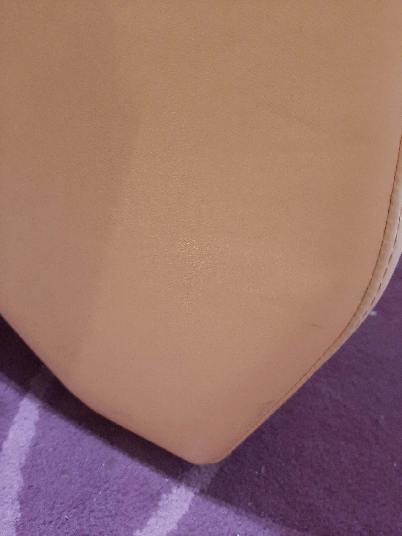 Poltrona Stones in pelle di Fulvio Bulfoni per La Cividina 1469398