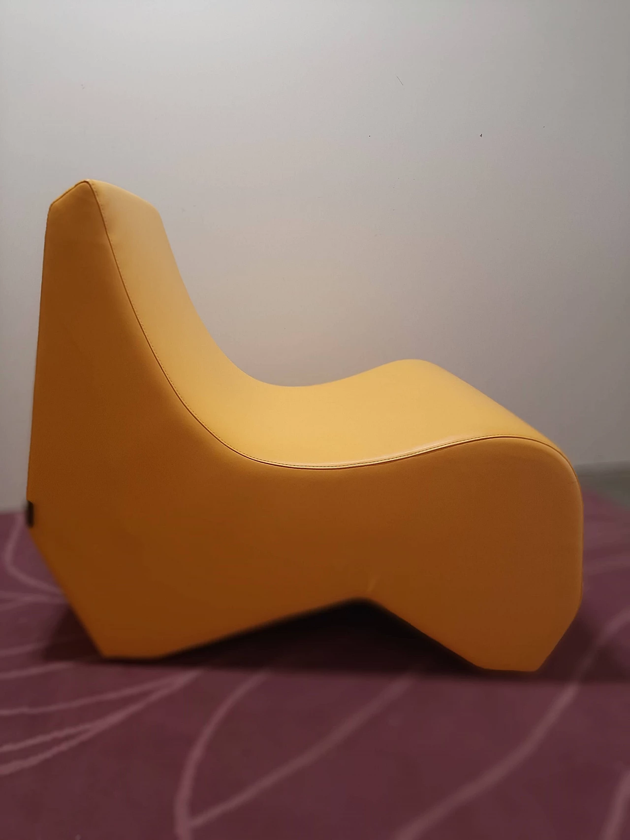 Poltrona Stones in pelle di Fulvio Bulfoni per La Cividina 1469405