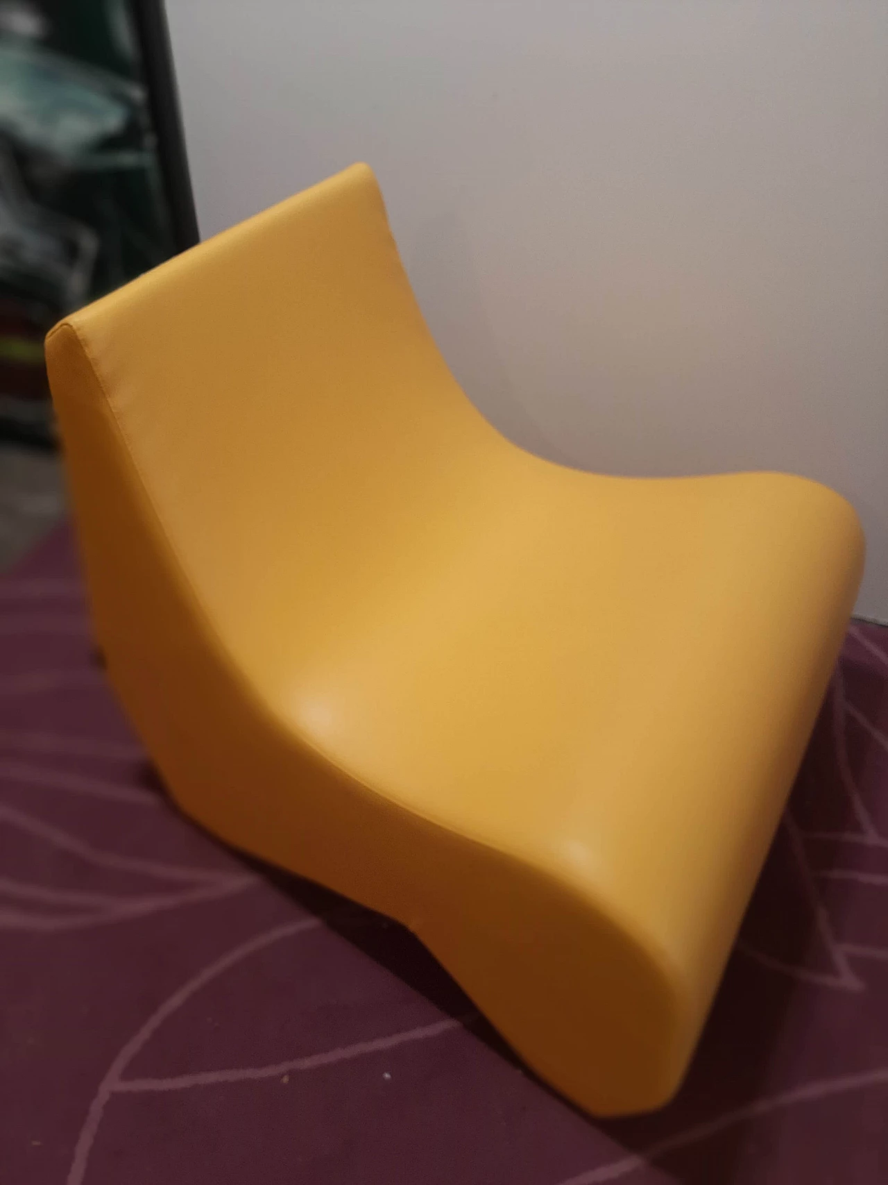 Poltrona Stones in pelle di Fulvio Bulfoni per La Cividina 1469414