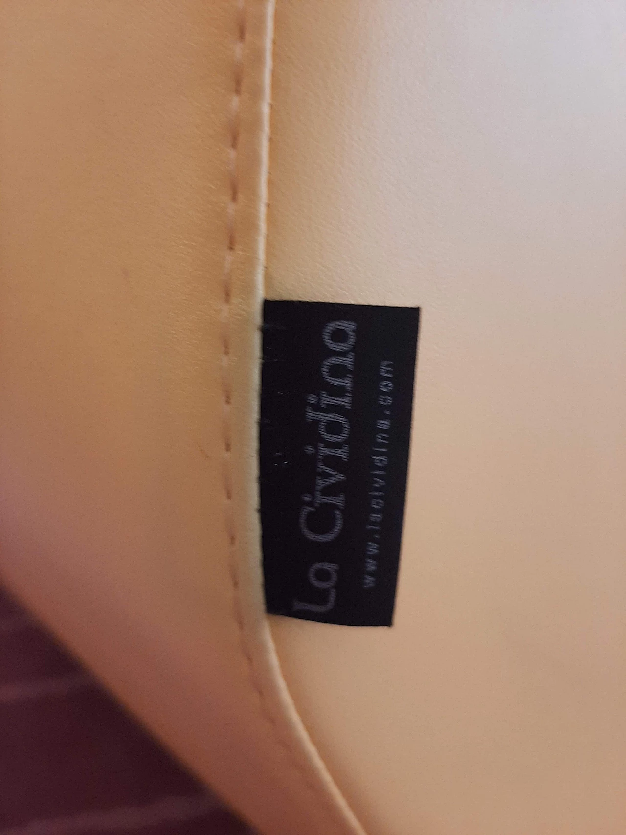 Poltrona Stones in pelle di Fulvio Bulfoni per La Cividina 1469421