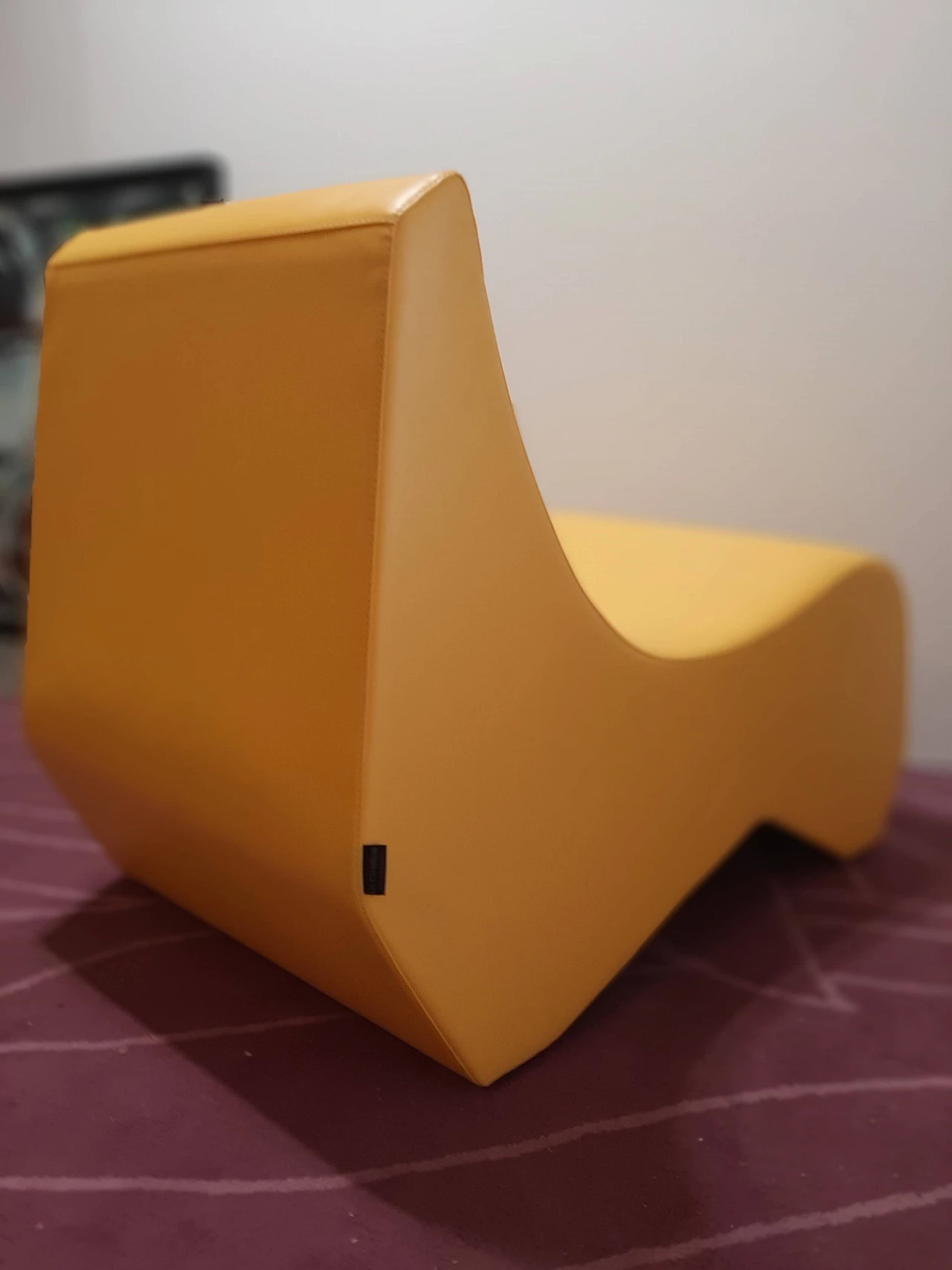 Poltrona Stones in pelle di Fulvio Bulfoni per La Cividina 1469428