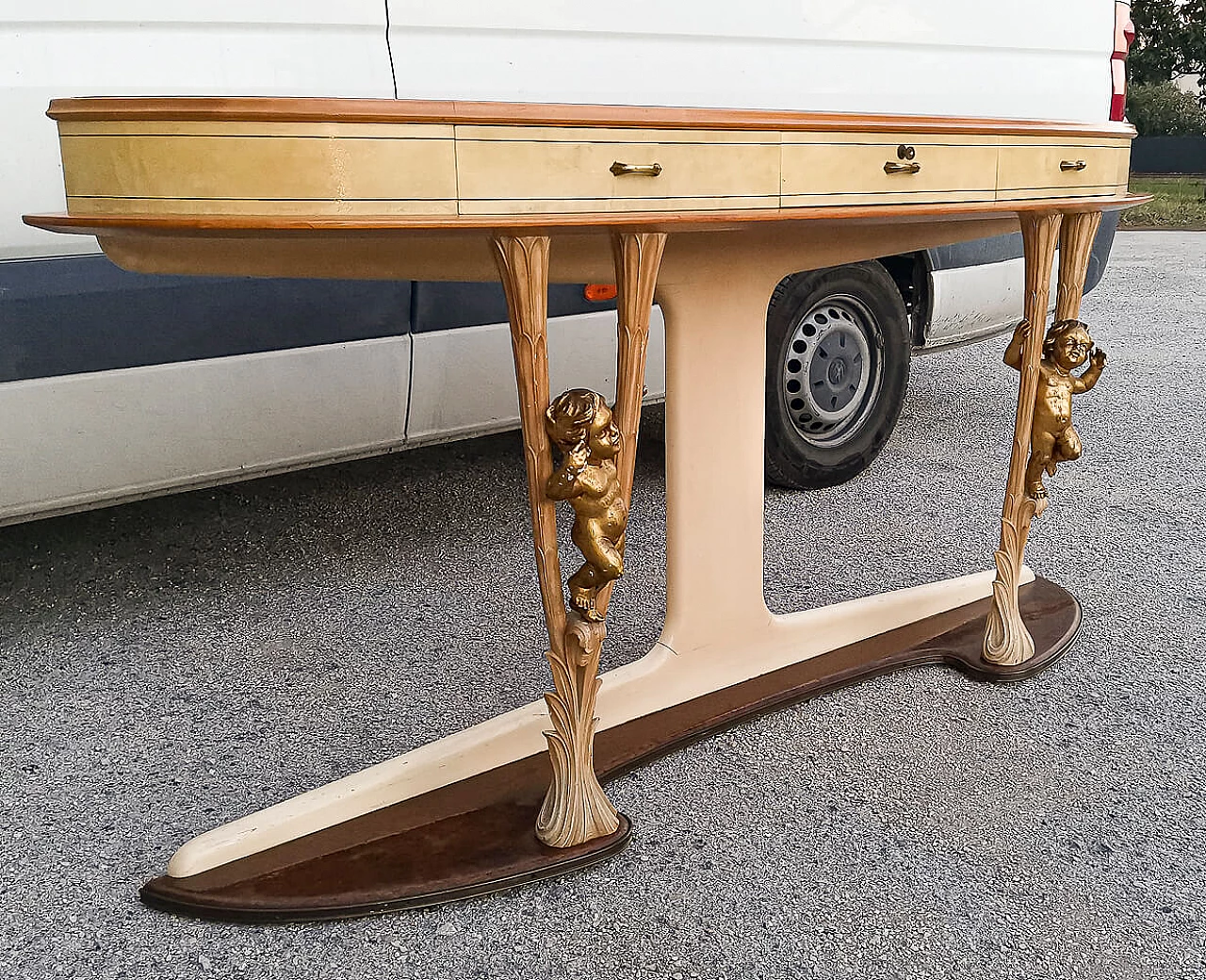 Consolle in legno e pergamena con piano in vetro e decorazioni in ottone di Associazione Artigiani Canturini del mobile, anni '50 1470238