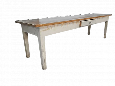 Tavolo industriale in legno di abete tinto bianco, anni '60
