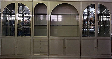 4 Vetrine in legno laccato, vetro e ottone di Mario Sabot, anni '70