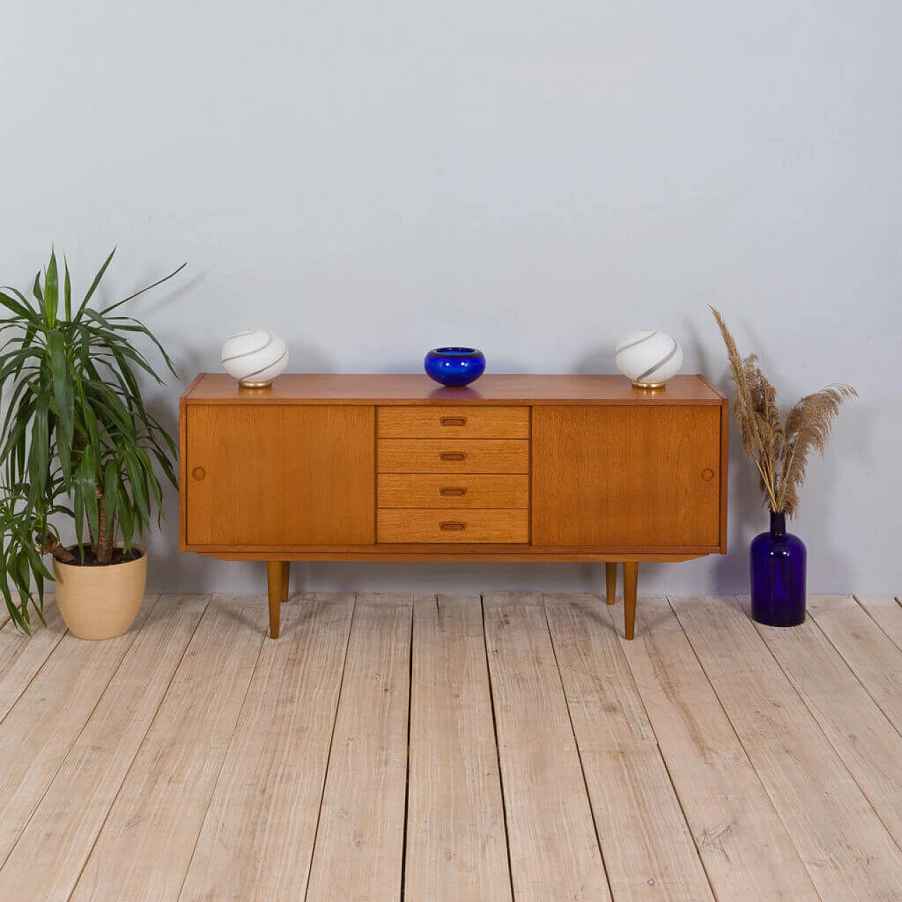 Sideboard with 4 drawers in teak, 1960s 1472341