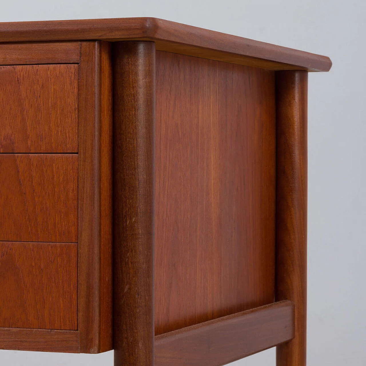 Teak desk with 6 drawers, 1960s 1472588