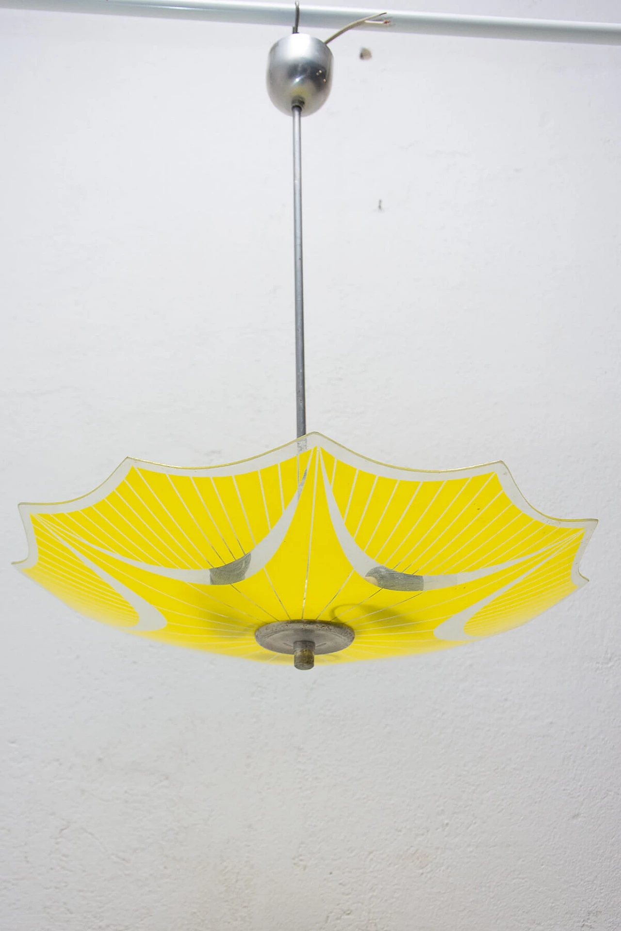 Flower-shaped chandelier, 1960s 1473073