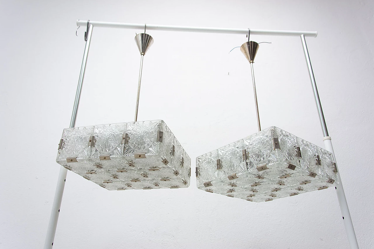 Lampadario in vetro e acciaio cromato di Kamenický Šenov, anni '70 1473639