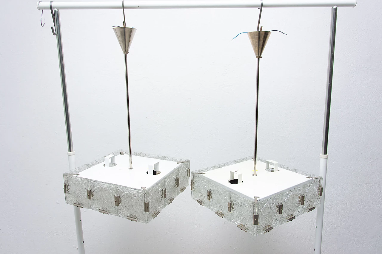 Lampadario in vetro e acciaio cromato di Kamenický Šenov, anni '70 1473642