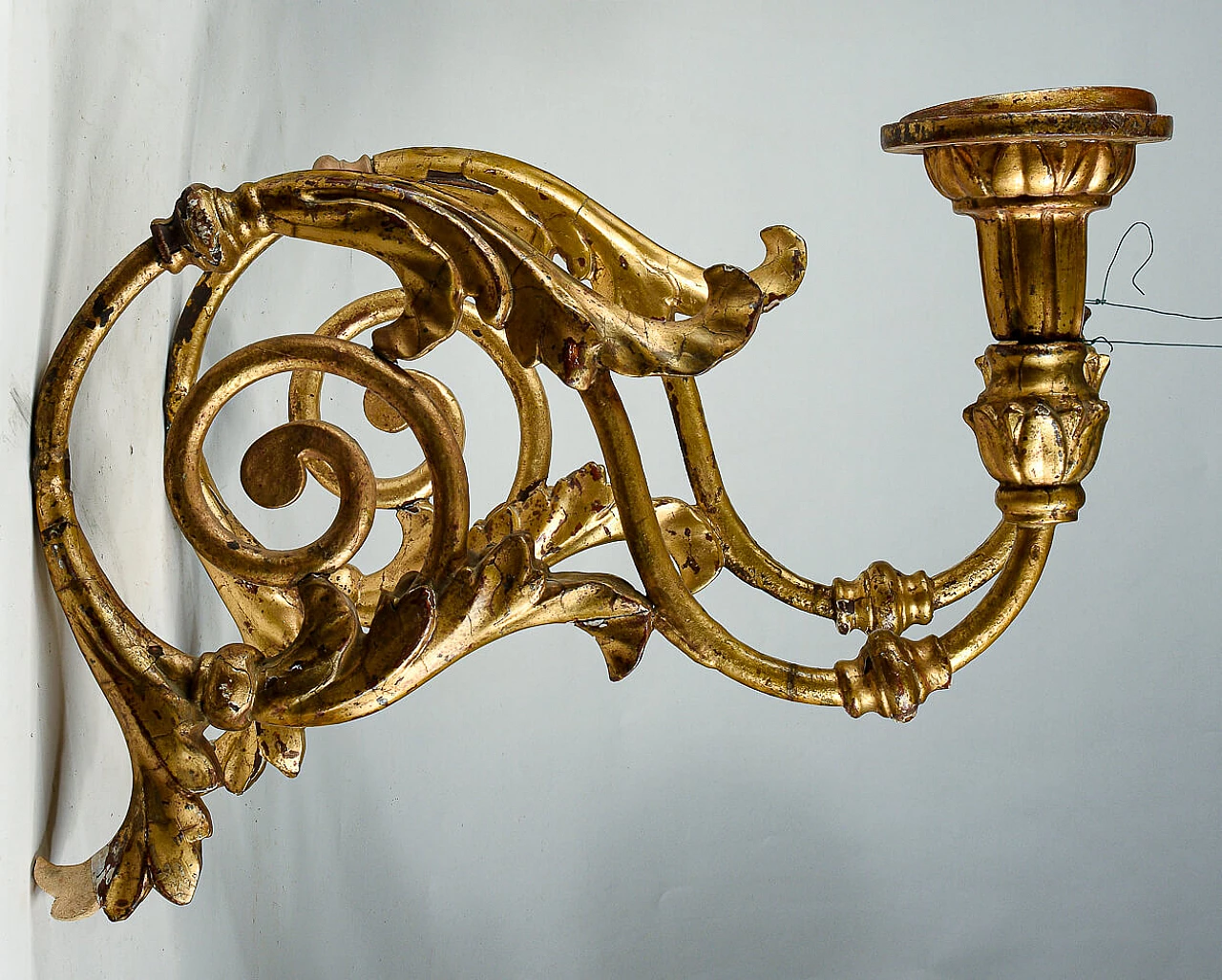 Pair of Louis XV wall candelabra in wrought iron and gold leaf gilded wood, 18th century 1475758