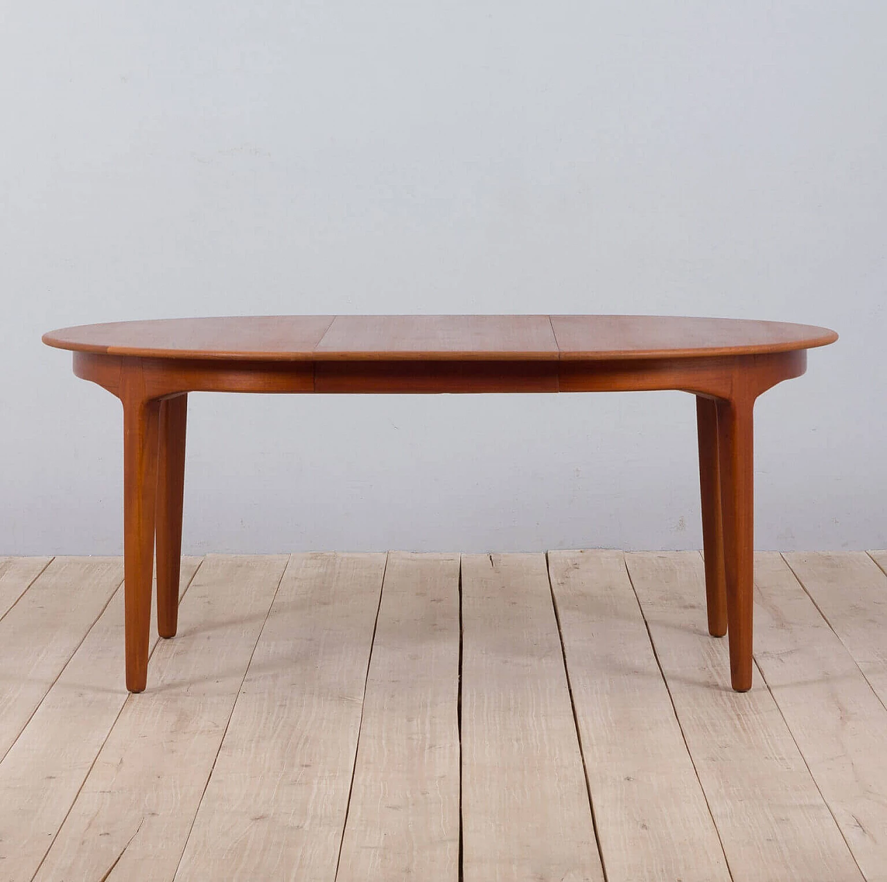 Round extendable table model 62 in teak by Henning Kjaernulf For Sorø Stolefabrik, 60s 1476102