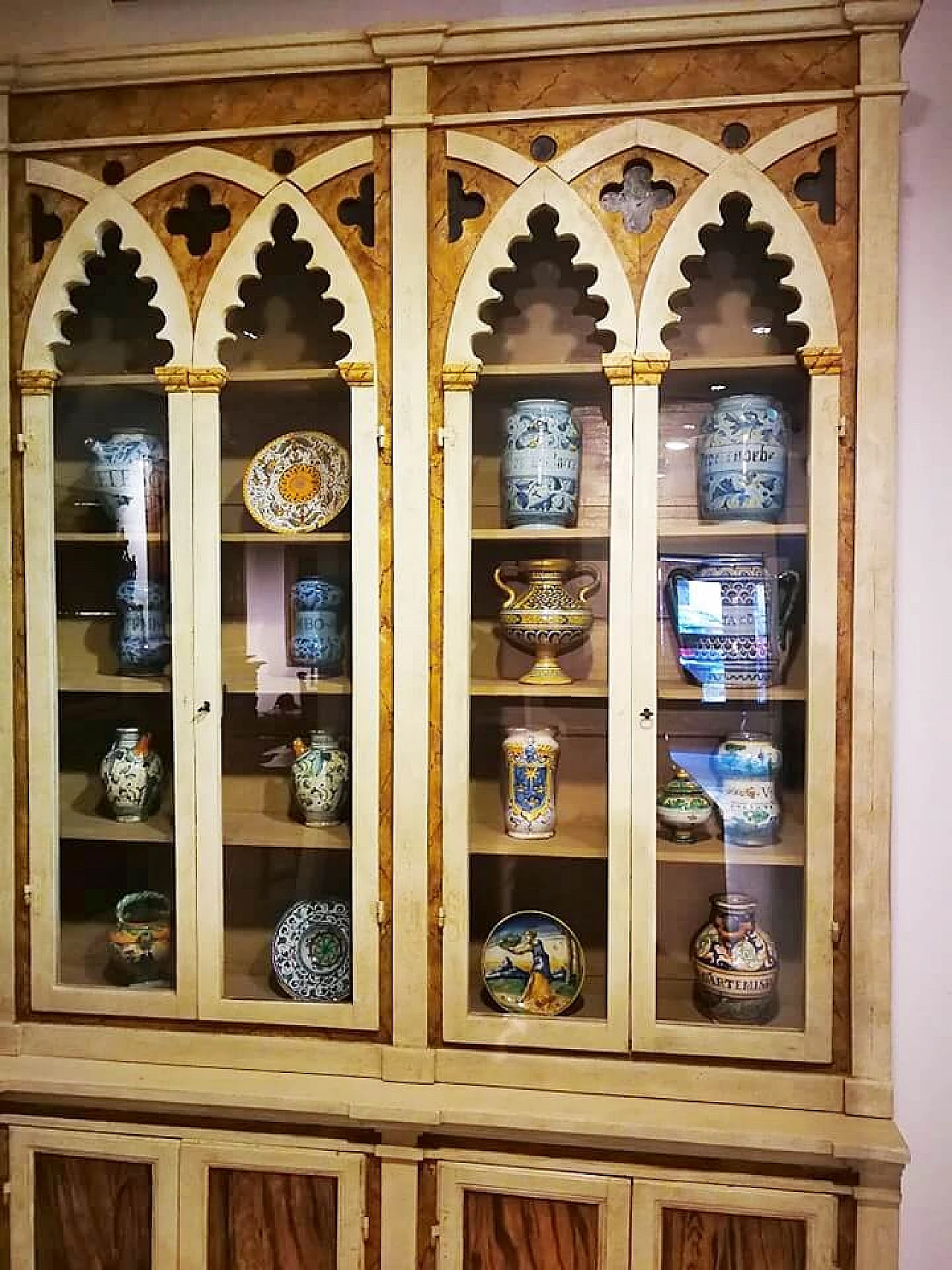 Neo-Gothic decorated wooden apothecary cabinet, 19th century 1477303