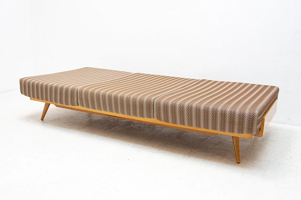 Single bed by František Jirák for Tatra furniture, 1970s 1477449