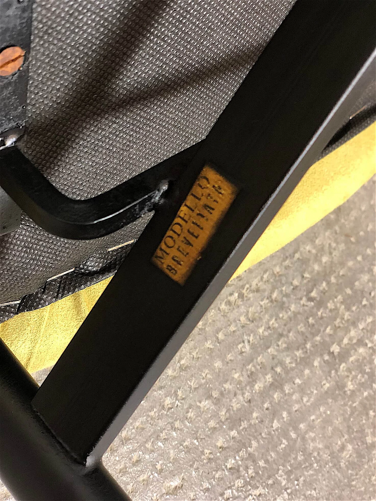 6 Sedie in metallo e microfibra gialla, anni '60 1479253