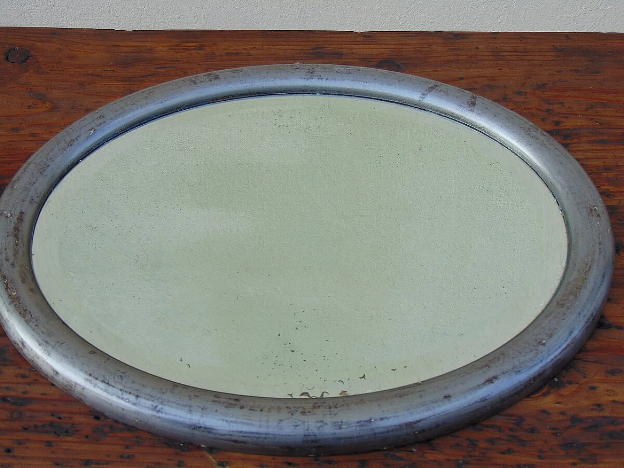 Specchio ovale con cornice in alluminio, anni '40 1479398