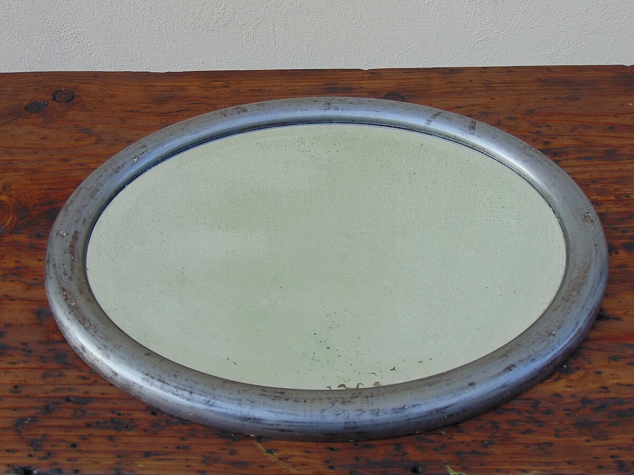Specchio ovale con cornice in alluminio, anni '40 1479399
