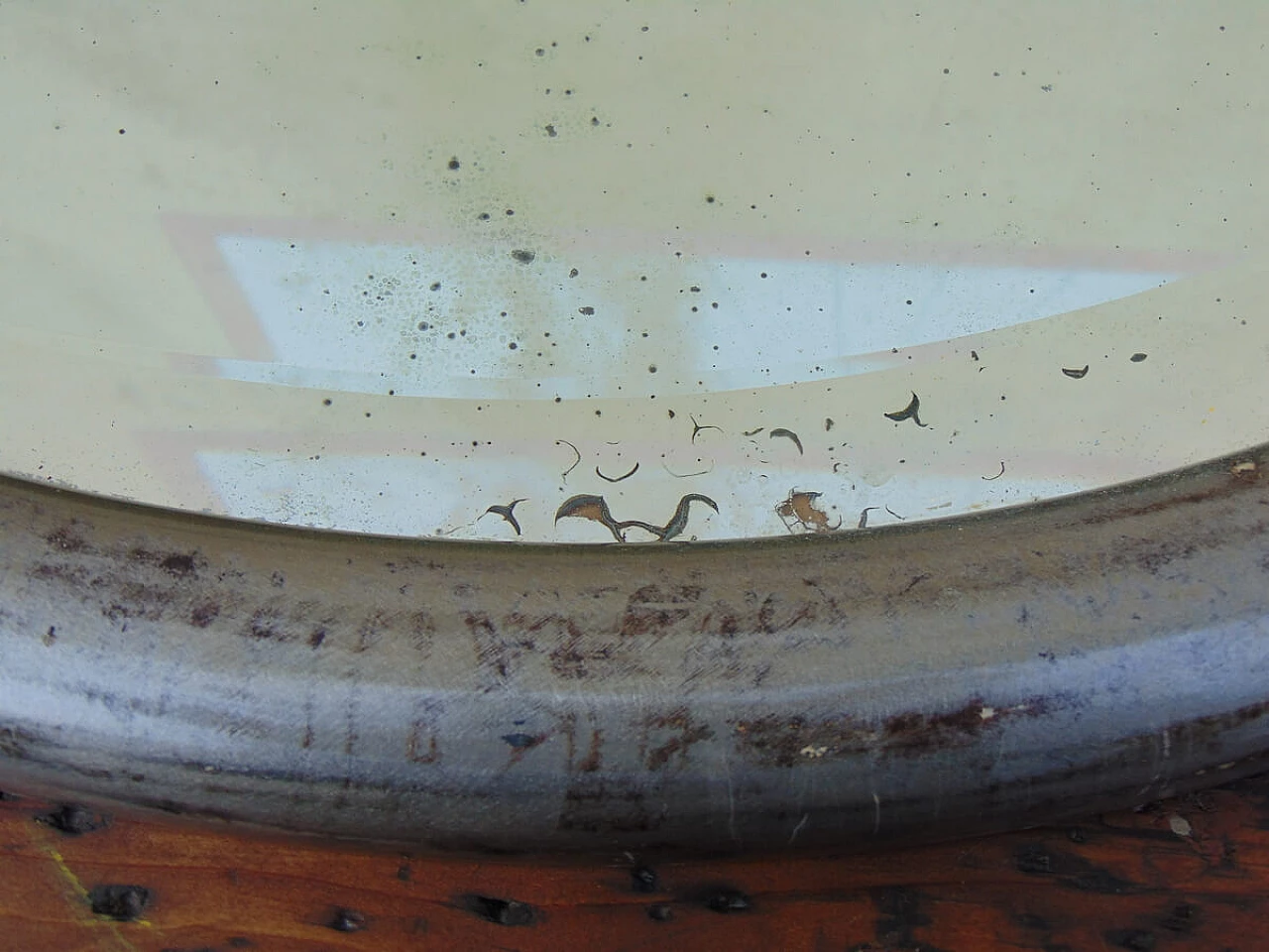 Specchio ovale con cornice in alluminio, anni '40 1479401