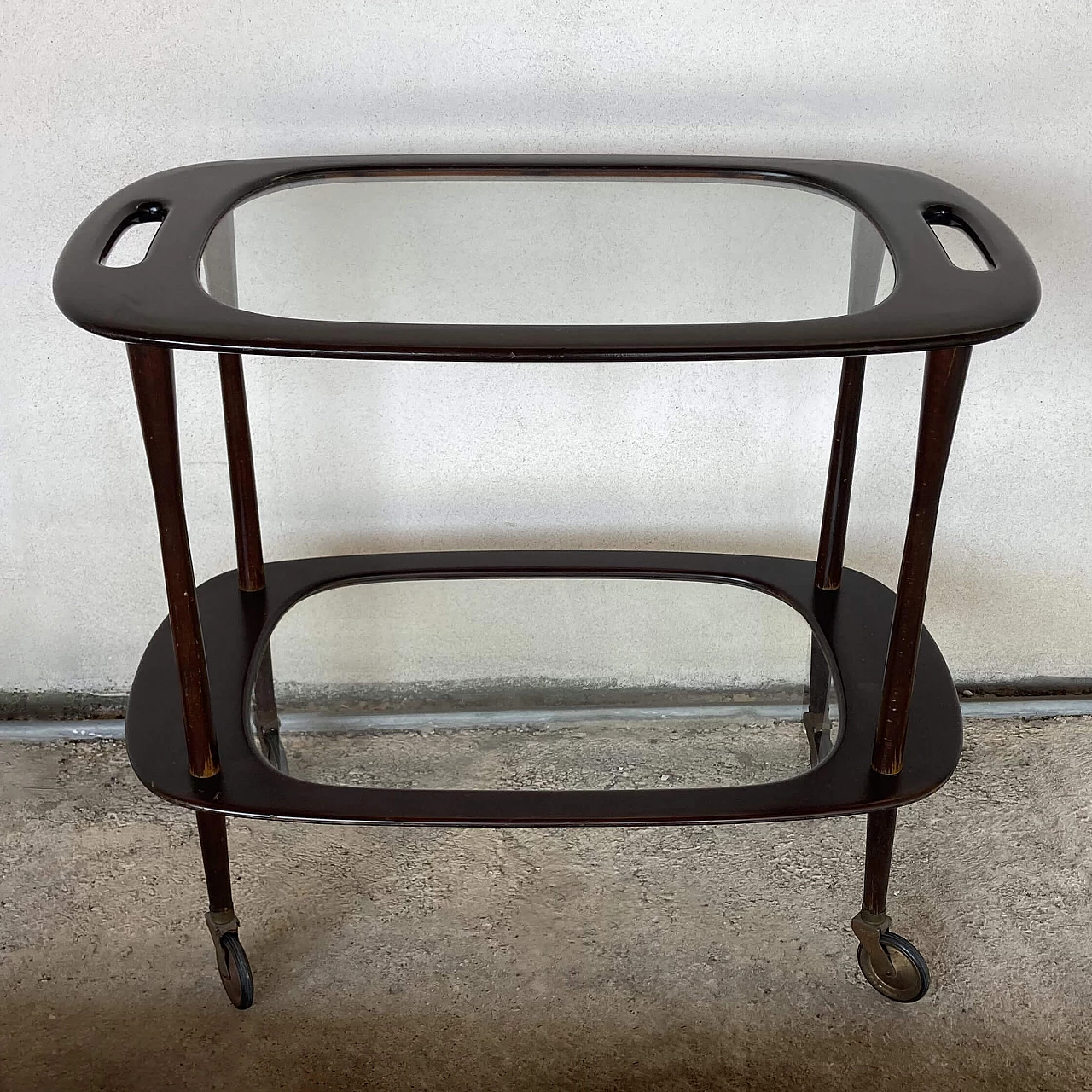 Rosewood trolley with glass shelves, 1950s 1479627