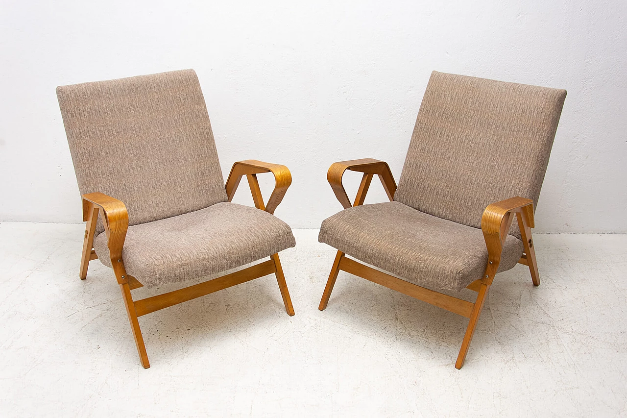 Pair of bentwood armchairs by František Jirák for Tatra nábytok, 1960s 1479634