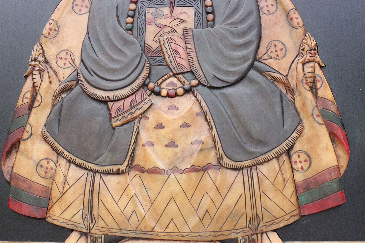 Pannello in legno intagliato Imperatore, anni '50 1480235
