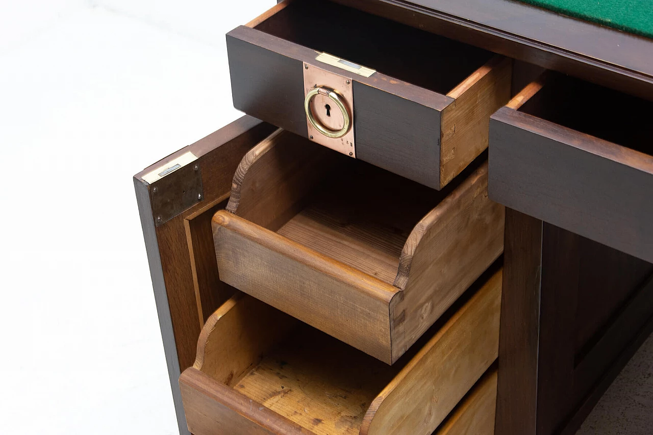 Viennese Secession oak writing desk, 20th century 1480289