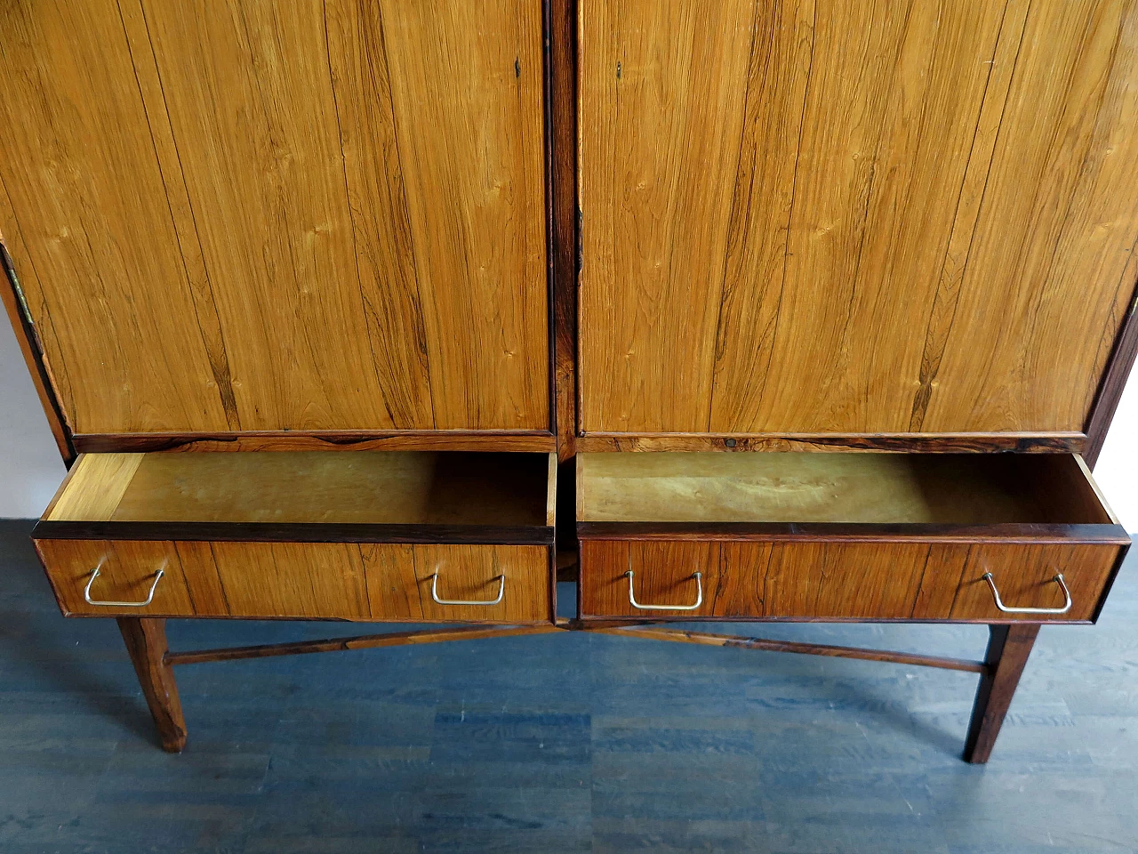 Cabinet in legno scuro, anni '60 1480628