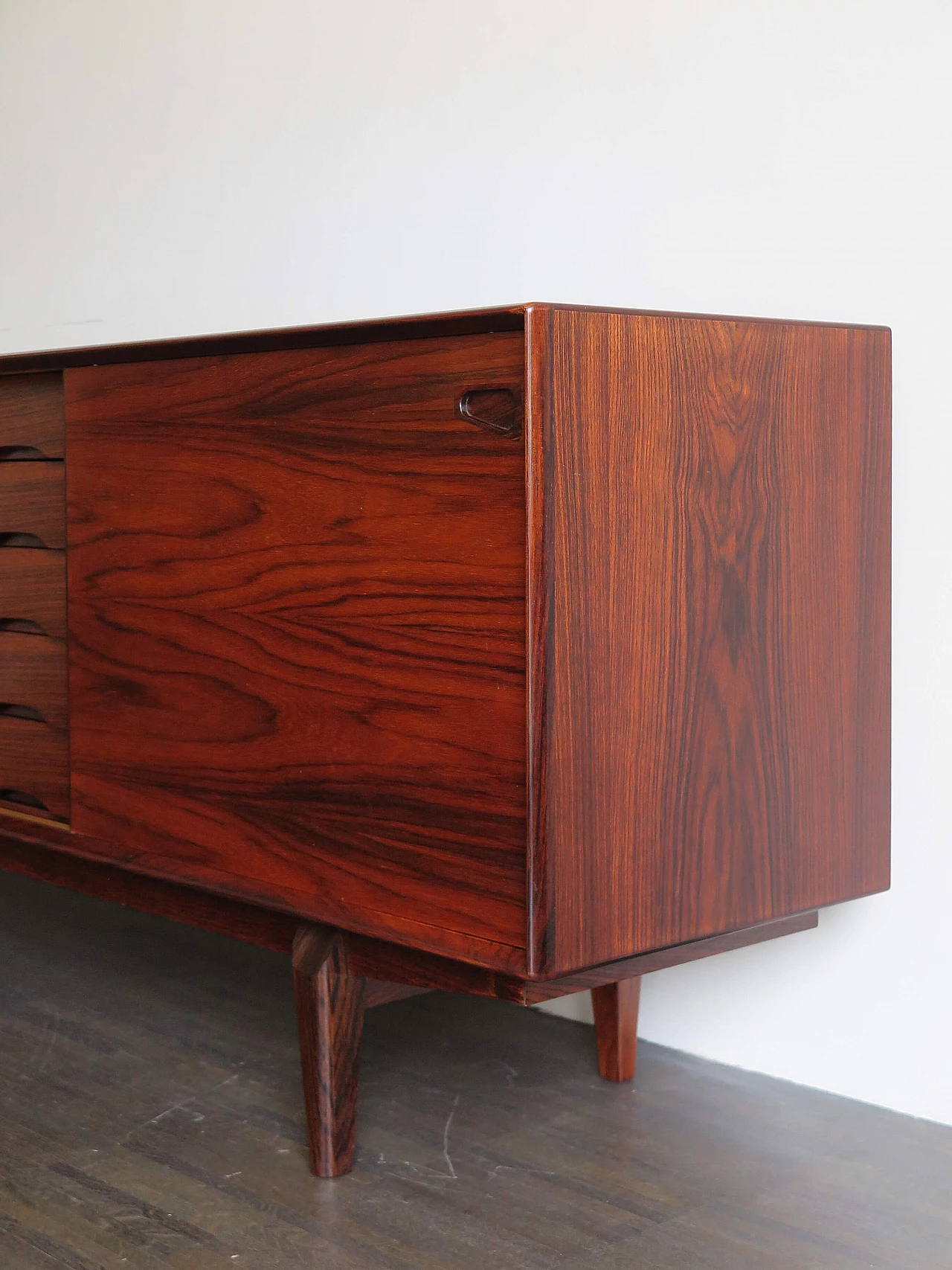 Credenza in legno scuro di Egon Kristensen, anni '50 1480725