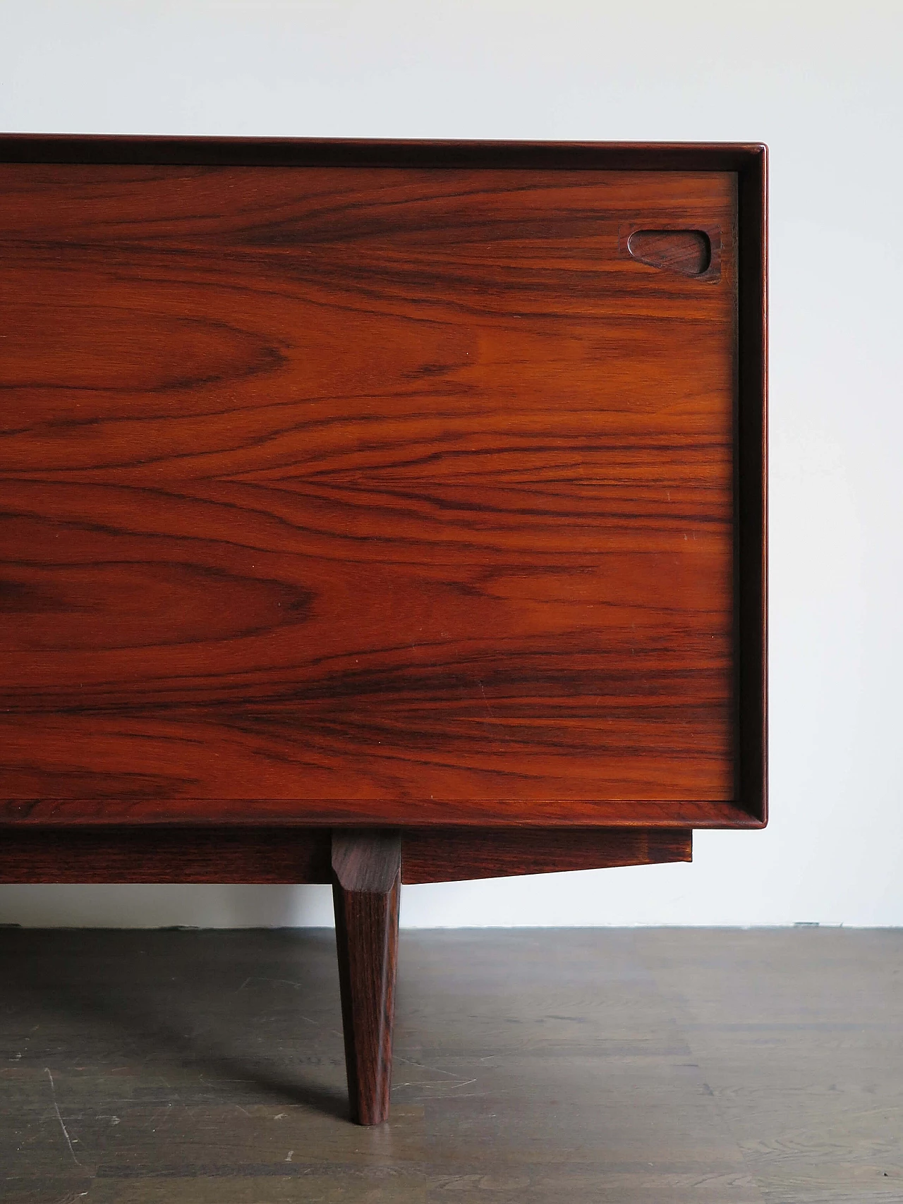 Credenza in legno scuro di Egon Kristensen, anni '50 1480726