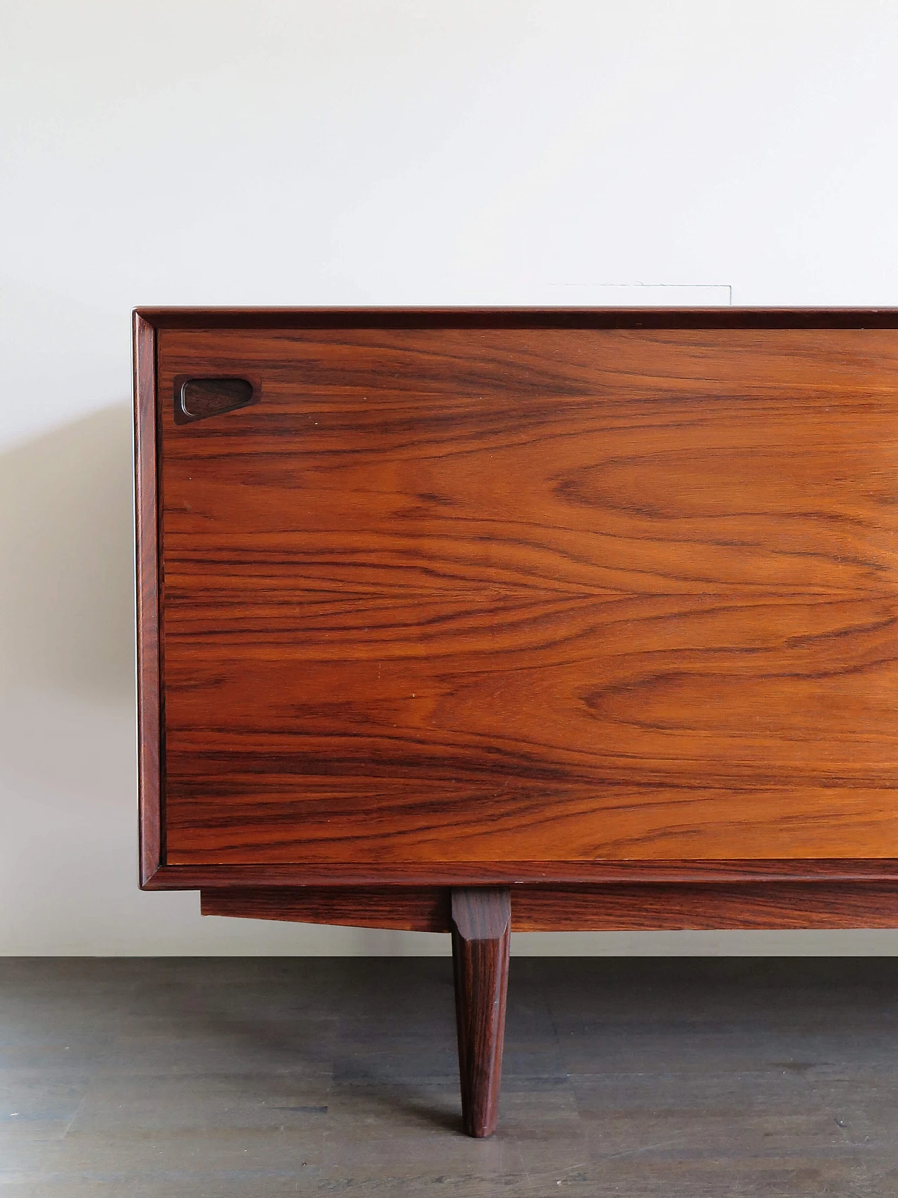 Credenza in legno scuro di Egon Kristensen, anni '50 1480733