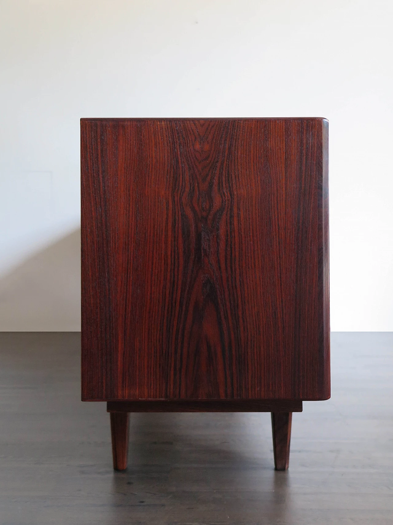 Credenza in legno scuro di Egon Kristensen, anni '50 1480734