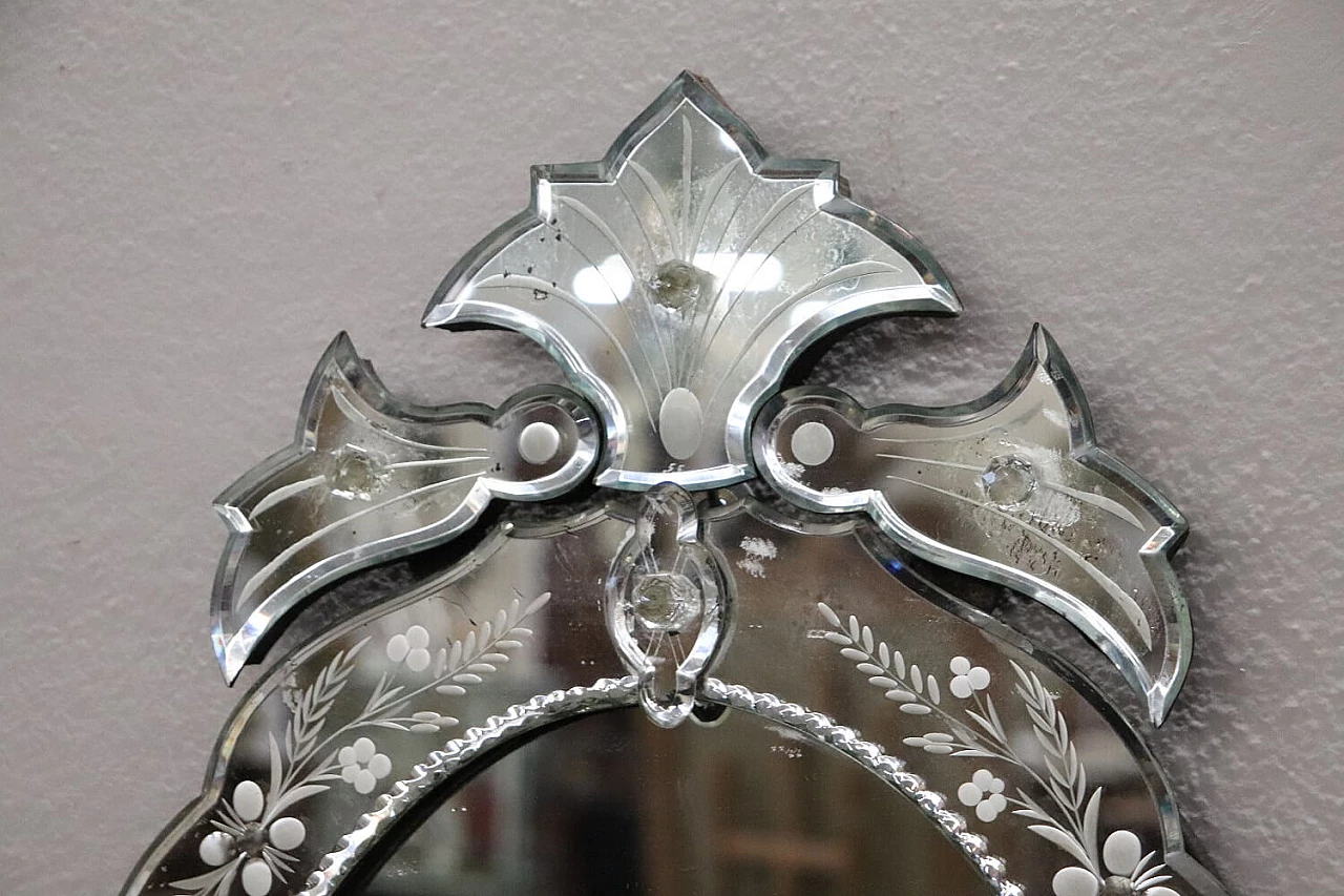 Oval Murano mirror, 20th century 4