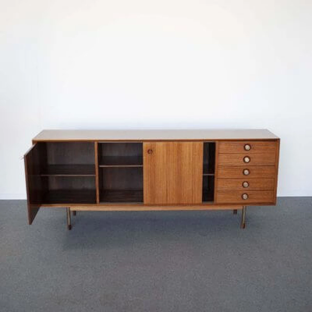 Credenza in noce nello stile di George Nelson, anni '60 1481398