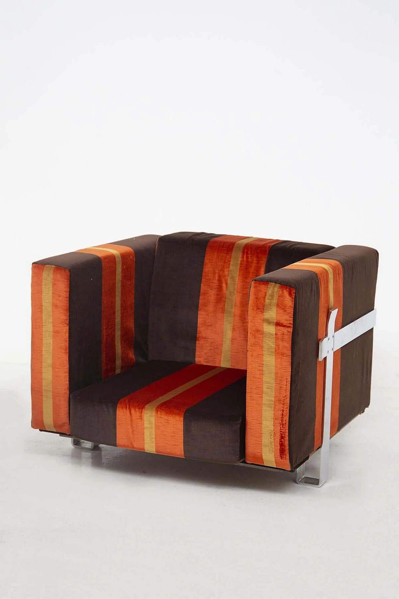 Pair of orange armchairs by Luigi Caccia Dominioni for Azucena, 1950s 2