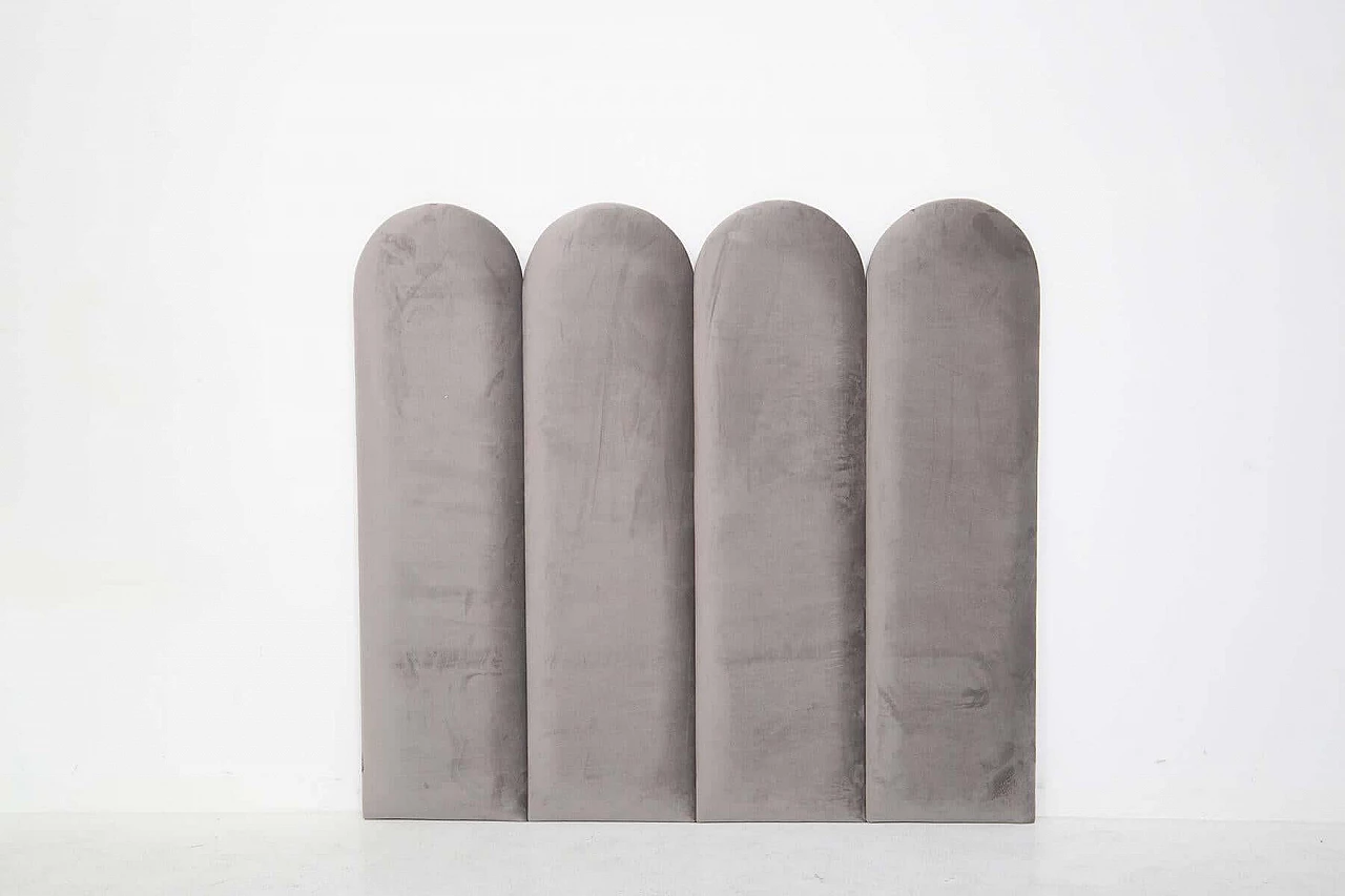 Grey velvet headboard by Vinta Domus 4