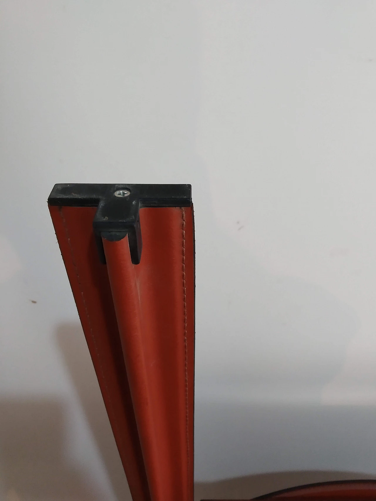 Coppia di sedie Golfo dei Poeti di Toussaint & Angeloni produzione Matteo Grassi, anni '80 80