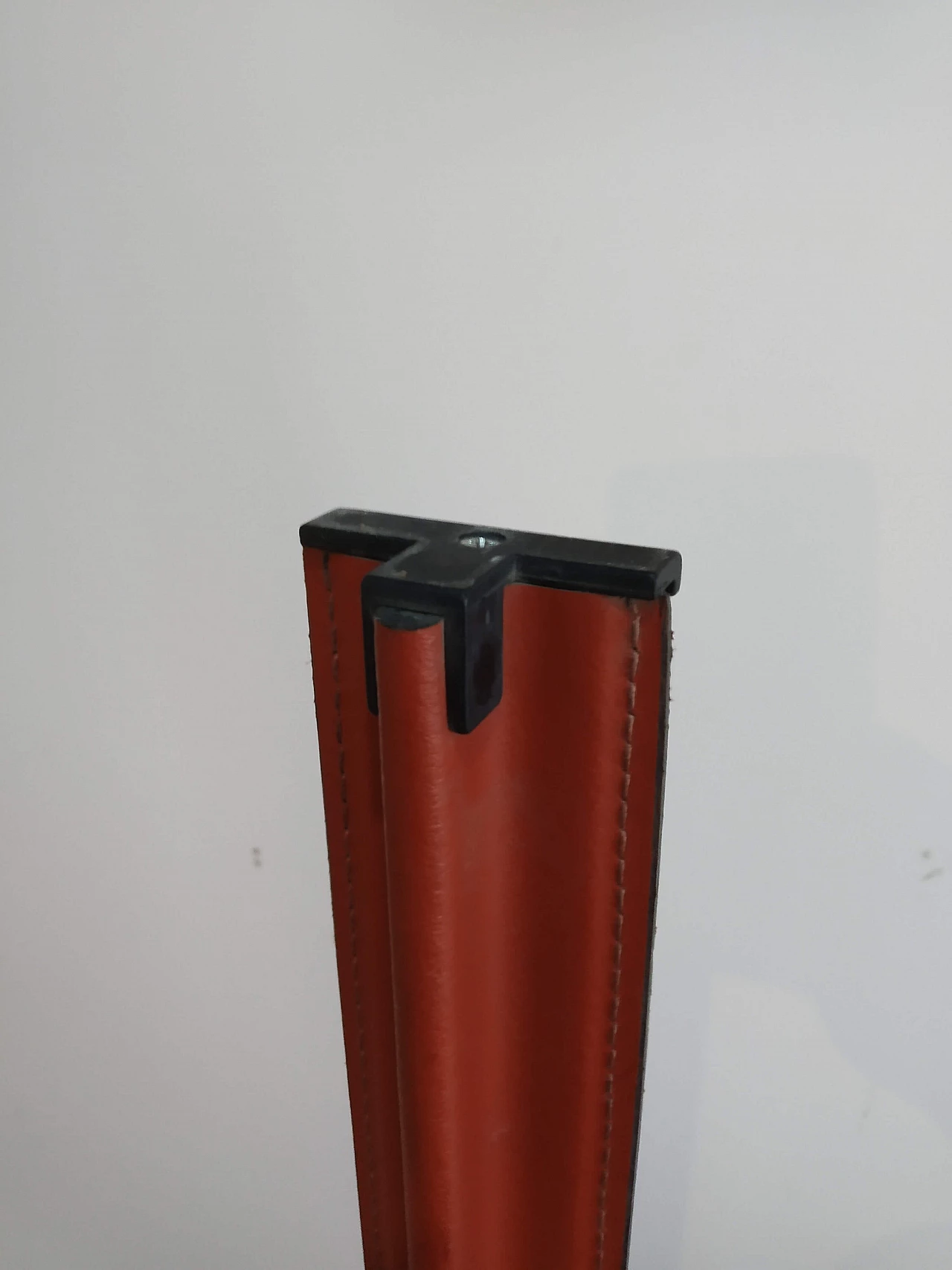 Coppia di sedie Golfo dei Poeti di Toussaint & Angeloni produzione Matteo Grassi, anni '80 86