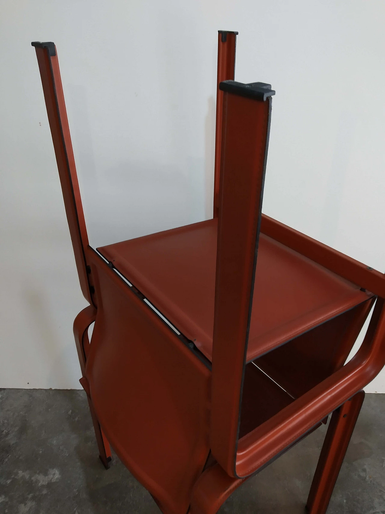 Coppia di sedie Golfo dei Poeti di Toussaint & Angeloni produzione Matteo Grassi, anni '80 99