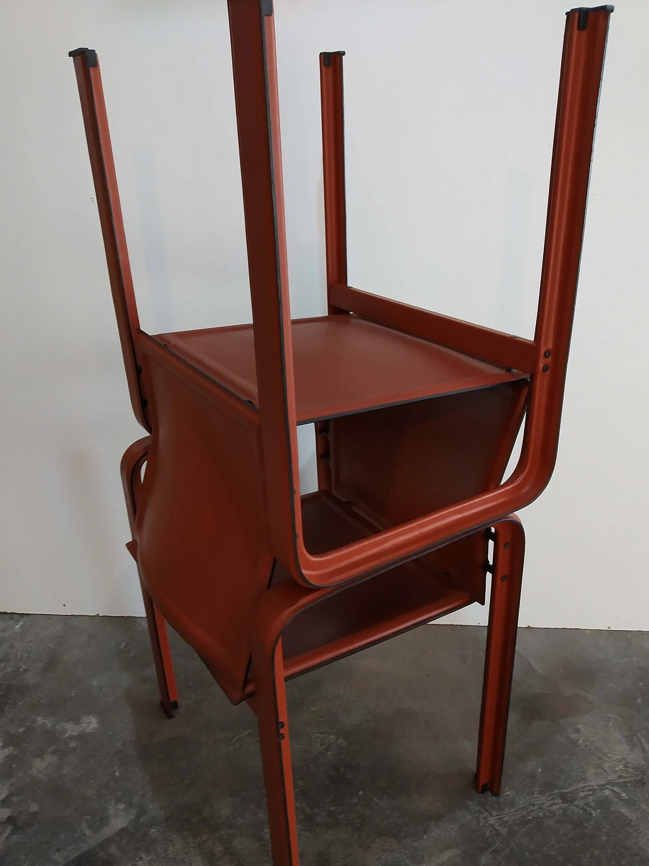 Coppia di sedie Golfo dei Poeti di Toussaint & Angeloni produzione Matteo Grassi, anni '80 100