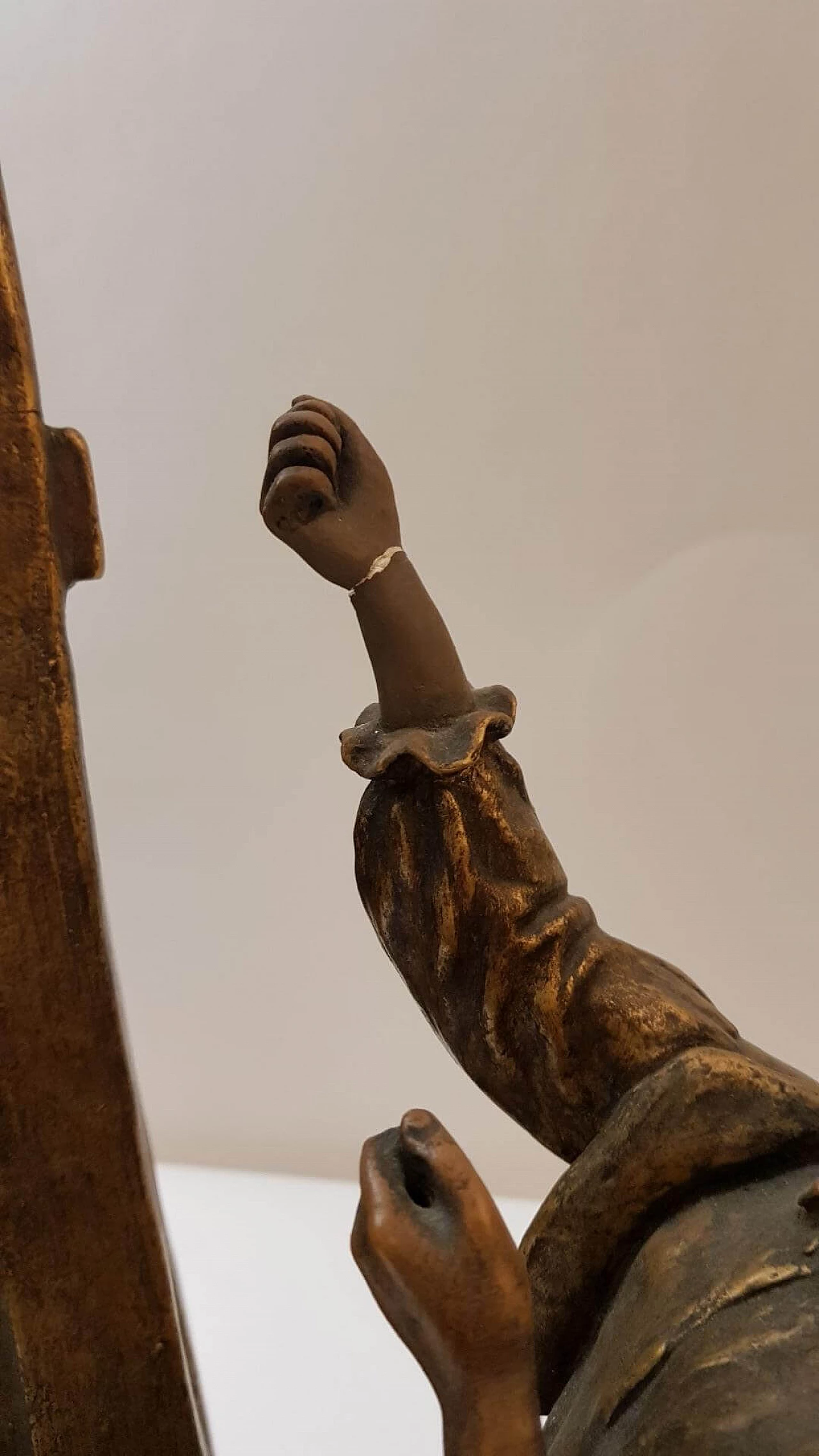 Goldscheider terracotta clock, early 20th century 8