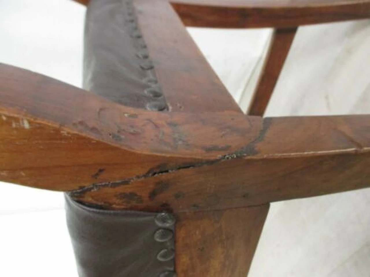 Sedia Carlo X in noce massello, '800 8