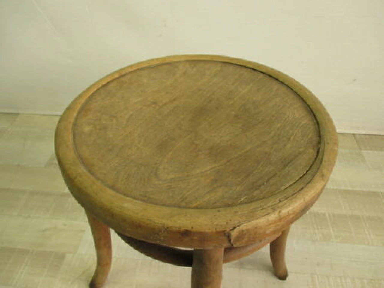Thonet style stool in bent beechwood, early 20th century 5