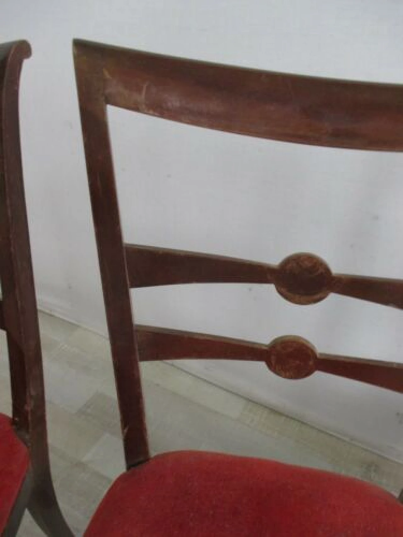 4 Sedie in stile Luigi XVI con seduta in velluto rosso, anni '60 6