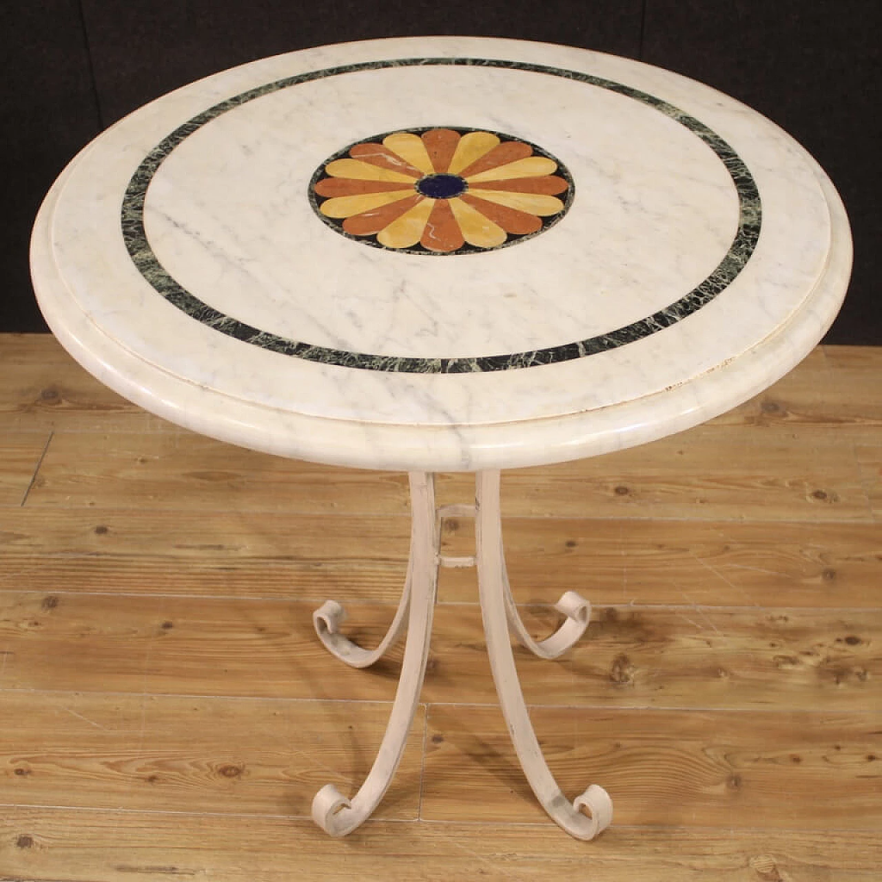 Iron coffee table with inlaid marble top, 20th century 3