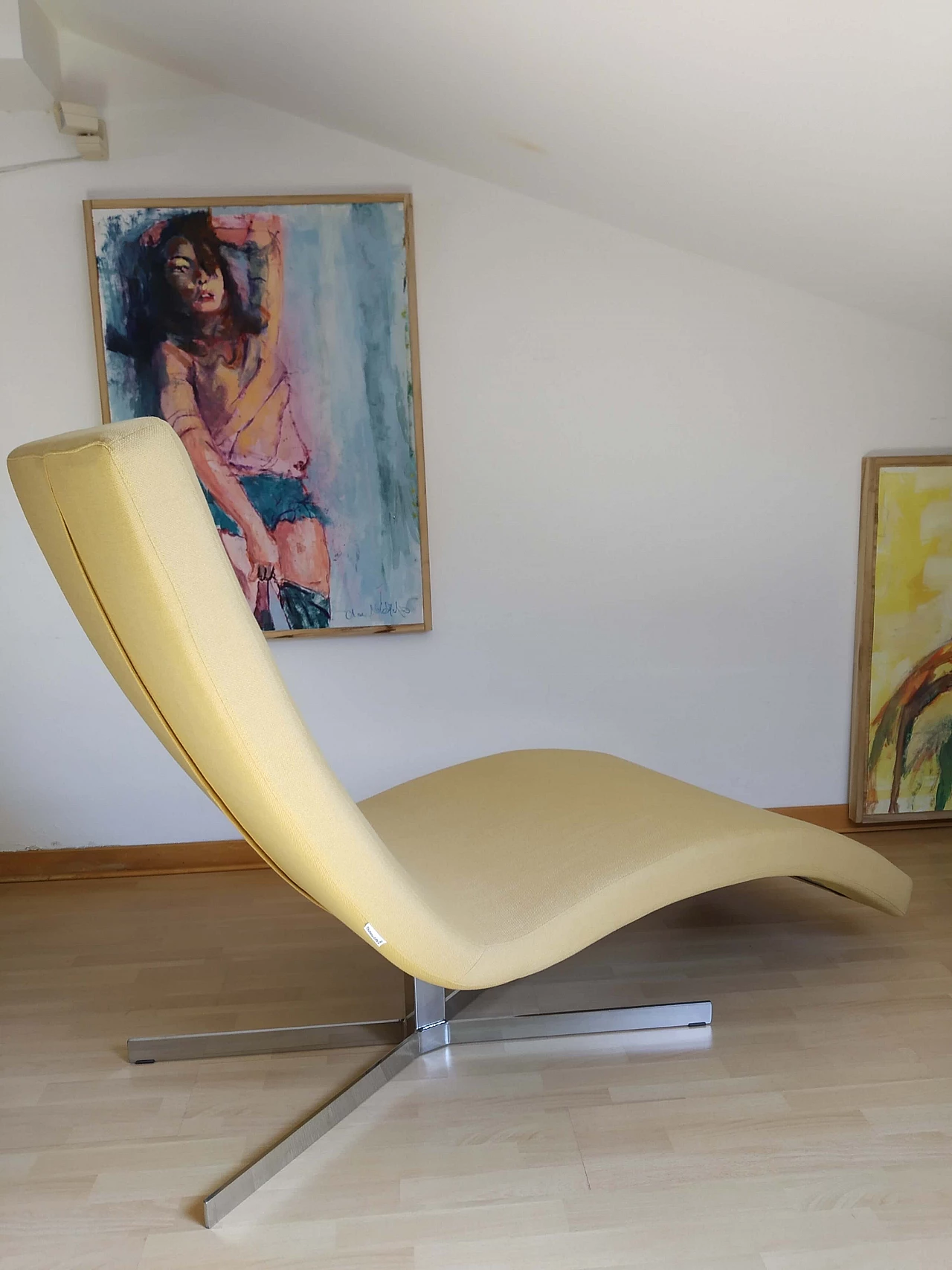 Poltrona Joy in tessuto senape Chateau D'Ax 5