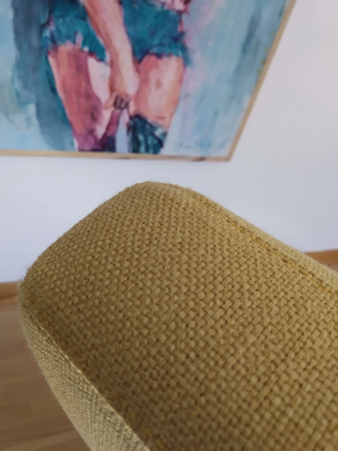 Poltrona Joy in tessuto senape Chateau D'Ax 14